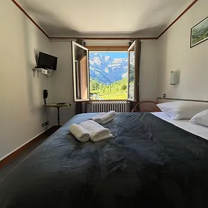 Le Taillon Hotel
